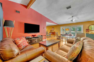 652 DOLPHIN RD, WINTER SPGS, FL 32708 Sold 10/15/24