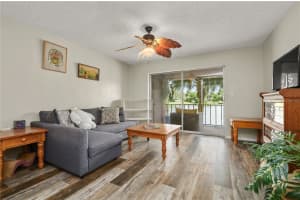 408 ORLANDO AVENUE, OCOEE, FL 34761 Sold 04/25/25
