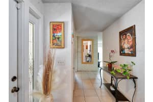 820 GALSWORTHY AVENUE, ORLANDO, FL 32809 Sold 10/22/24