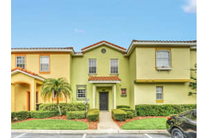 530 MONROE CIRCLE, DAVENPORT, FL 33896 Sold 06/03/25