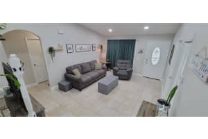 3004 DREYFUSHIRE BOULEVARD, ORLANDO, FL 32822 Sold 10/29/24