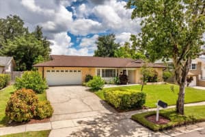 609 APPLEWOOD AVENUE, ALTAMONTE SPRINGS, FL 32714 Sold 02/28/25