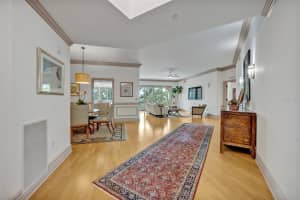 300 S Interlachen Ave #403 Winter Park, FL 32789 - Off Market