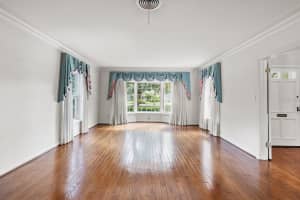 2524 SHREWSBURY ROAD, ORLANDO, FL 32803 Sold 02/27/25