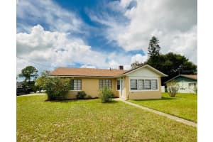 1232 GROVE STREET, EUSTIS, FL 32726 Sold 02/24/25