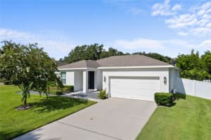 611 LAKE COVE POINTE CIRCLE, WINTER GARDEN, FL 34787 Sold 12/06/24