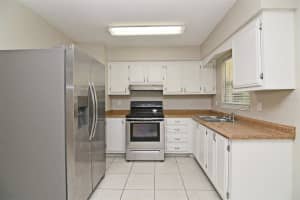 824 ROLLING GREEN DRIVE, APOPKA, FL 32703 Sold 11/22/24