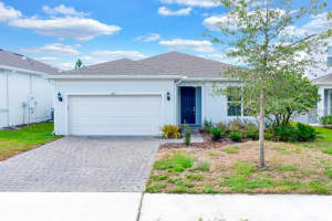 2031 CANOPY TERRACE BOULEVARD, DELAND, FL 32724 Sold 11/21/24