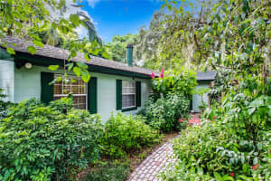 3016 RIVERSIDE PARK ROAD, ORLANDO, FL 32810 Sold 02/12/25