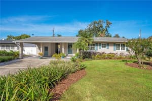 1427 CUMBIE STREET, ORLANDO, FL 32804 Sold 10/15/24