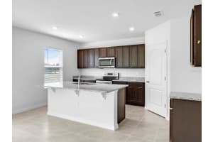 3903 RORY OAK CIRCLE, APOPKA, FL 32703 Sold 02/24/25