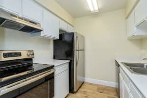 4806 SEMORAN BOULEVARD, ORLANDO, FL 32822 - MLS#MFRO6239752