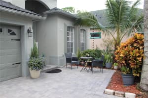 563 HORSEMAN DRIVE, OVIEDO, FL 32765 Sold 10/17/24