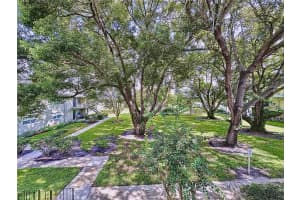 525 CONWAY ROAD, ORLANDO, FL 32807 Sold 02/03/25