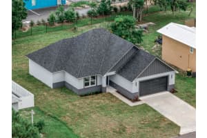 4128 NAVARRE AVENUE, SEBRING, FL 33872 Sold 01/30/25