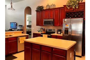 10379 STONE GLEN DRIVE, ORLANDO, FL 32825 Sold 11/18/24