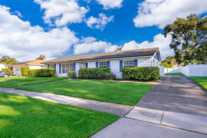 2423 TIMBERLAKE DRIVE, ORLANDO, FL 32806 Sold 10/16/24