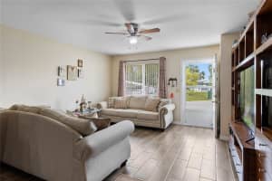 245 WINTER RIDGE BOULEVARD, WINTER HAVEN, FL 33881 Sold 12/12/24