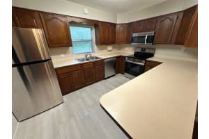 800 MARGARET STREET, DELAND, FL 32720 Sold 06/02/25
