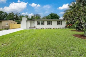 5416 LAKE UNDERHILL ROAD, ORLANDO, FL 32807 Sold 04/07/25