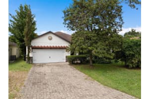 1706 CROCKER AVENUE, ORLANDO, FL 32806 Sold 12/02/24