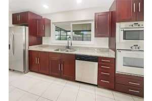7303 SUNSHINE CIRCLE, TAMPA, FL 33634 Sold 12/23/24