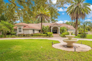 2128 ALAQUA DRIVE, LONGWOOD, FL 32779 Sold 02/11/25