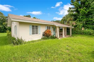 935 JAMAJO BOULEVARD, ORLANDO, FL 32803 Sold 01/21/25
