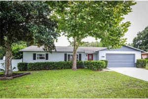 417 1ST DRIVE, LADY LAKE, FL 32159 Sold 10/21/24