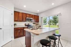402 KESTREL DRIVE, GROVELAND, FL 34736 Sold 01/30/25