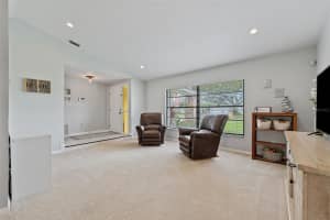9242 EVERWOOD STREET, ORLANDO, FL 32825 Sold 11/15/24