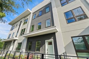 2904 SYLVAN AVENUE, ORLANDO, FL 32806 Sold 11/08/24