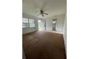 4827 LANETTE STREET, ORLANDO, FL 32811 Sold 04/09/25