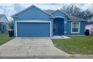 1138 Knollwood Dr, DAVENPORT