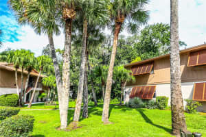 100 SWEETGUM WOODS COURT, DELTONA, FL 32725 Sold 12/11/24