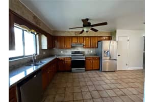 1542 NEWBRIDGE LANE, ORLANDO, FL 32825 Sold 03/17/25