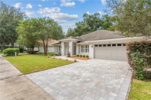 825 HAVEN OAK COURT, APOPKA, FL 32703 Sold 02/03/25
