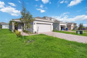 1833 ROSS HAMMOCK AVENUE, GROVELAND, FL 34736 - MLS#MFRO6241726