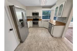 910 ALAMEDA DRIVE, LONGWOOD, FL 32750 Sold 04/18/25