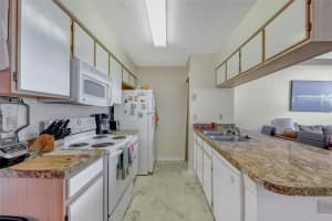 2038 ROYAL BAY BOULEVARD, KISSIMMEE, FL 34746 Sold 12/27/24