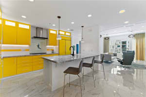 100 EOLA DRIVE, ORLANDO, FL 32801 Sold 02/18/25