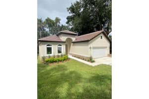 9 FOREST LANE, EUSTIS, FL 32726 Sold 11/12/24