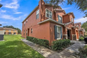 6942 HAWTHORNE TRACE LANE, RIVERVIEW, FL 33578 Sold 11/07/24