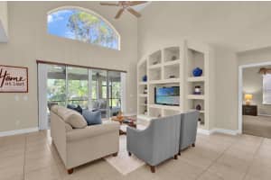 10015 CANOPY TREE COURT, ORLANDO, FL 32836 Sold 12/13/24