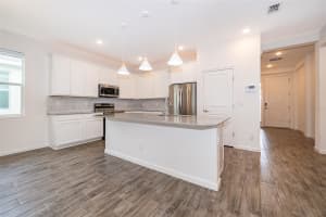 886 GRAZIE LOOP, DAVENPORT, FL 33837 Sold 06/27/25