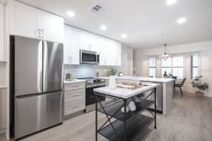 613 LONGMEADOW CIRCLE, LONGWOOD, FL 32779 Sold 12/09/24