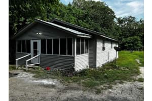 21052 40TH STREET, WILLISTON, FL 32696 Sold 01/31/25