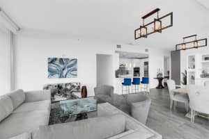 150 ROBINSON STREET, ORLANDO, FL 32801 Sold 10/21/24