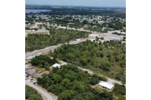 121 GLENN AVENUE, LAKE PLACID, FL 33852 Sold 12/05/24