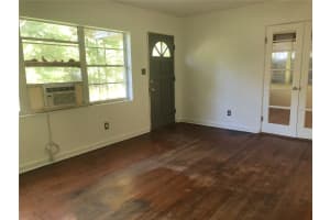 722 CARLSON DRIVE, ORLANDO, FL 32804 Sold 03/28/25